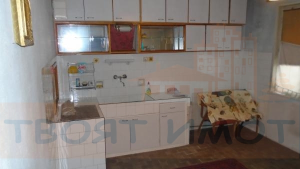 Продава Многостаен апартамент